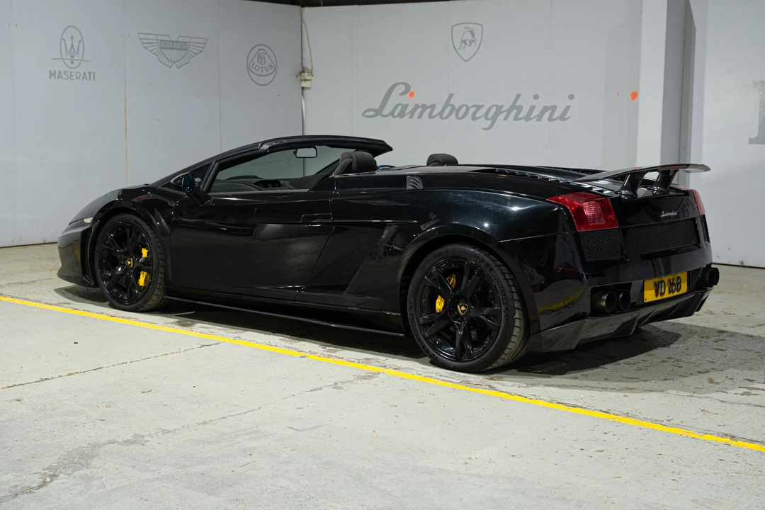 2006 Lamborghini Gallardo LP570-4 Spyder Performante - Image 5 of 31