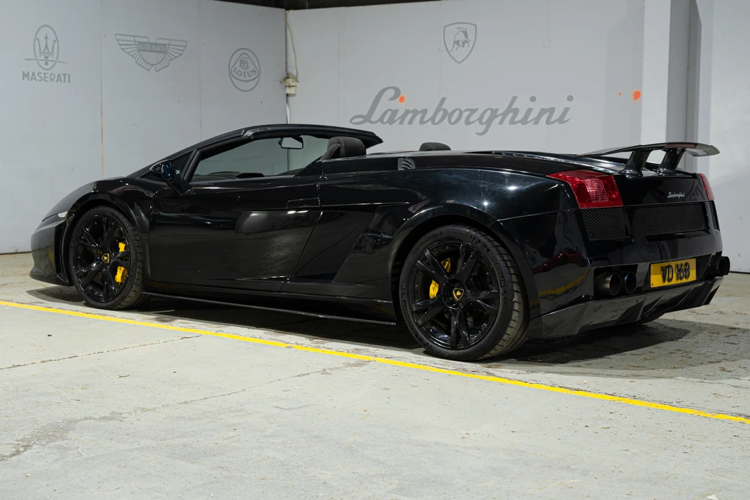 2006 Lamborghini Gallardo LP570-4 Spyder Performante - Image 12 of 31