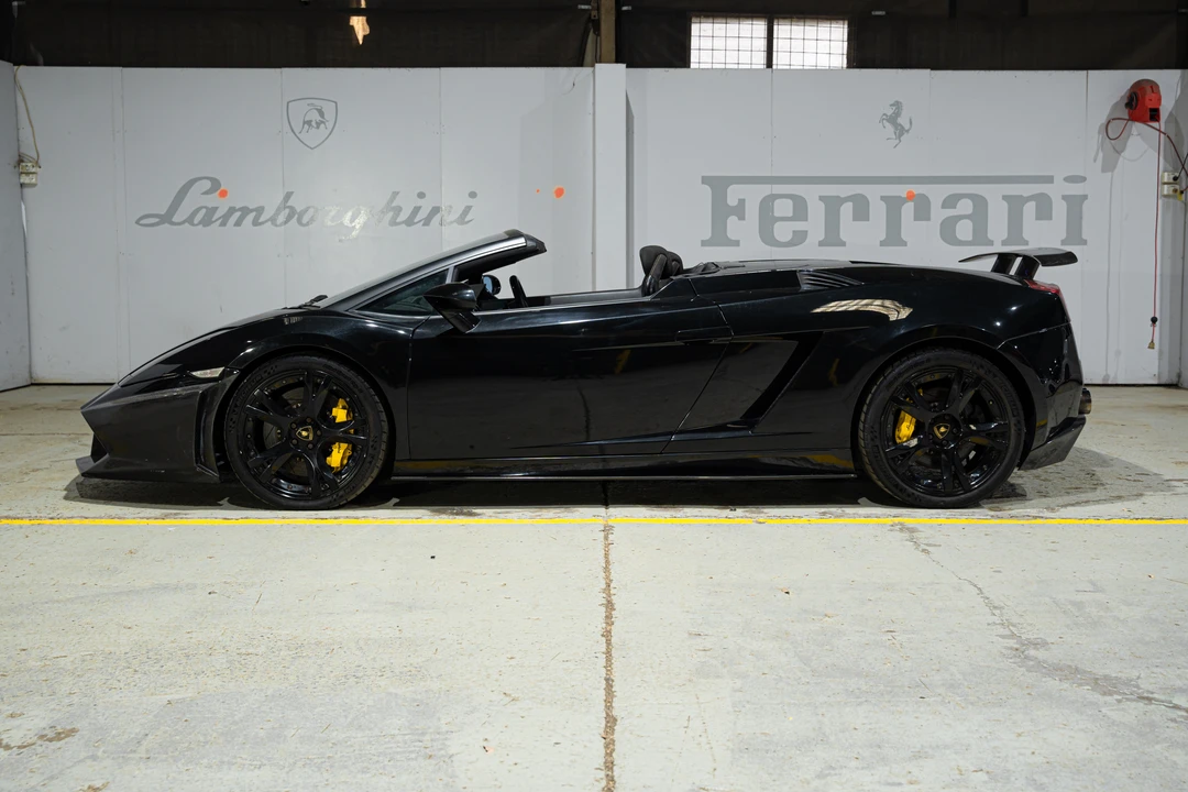 2006 Lamborghini Gallardo LP570-4 Spyder Performante - Image 4 of 31