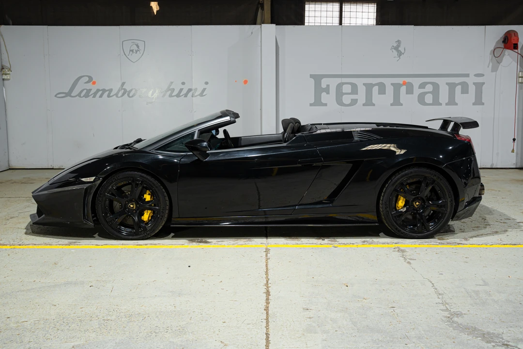 2006 Lamborghini Gallardo LP570-4 Spyder Performante - Image 11 of 31