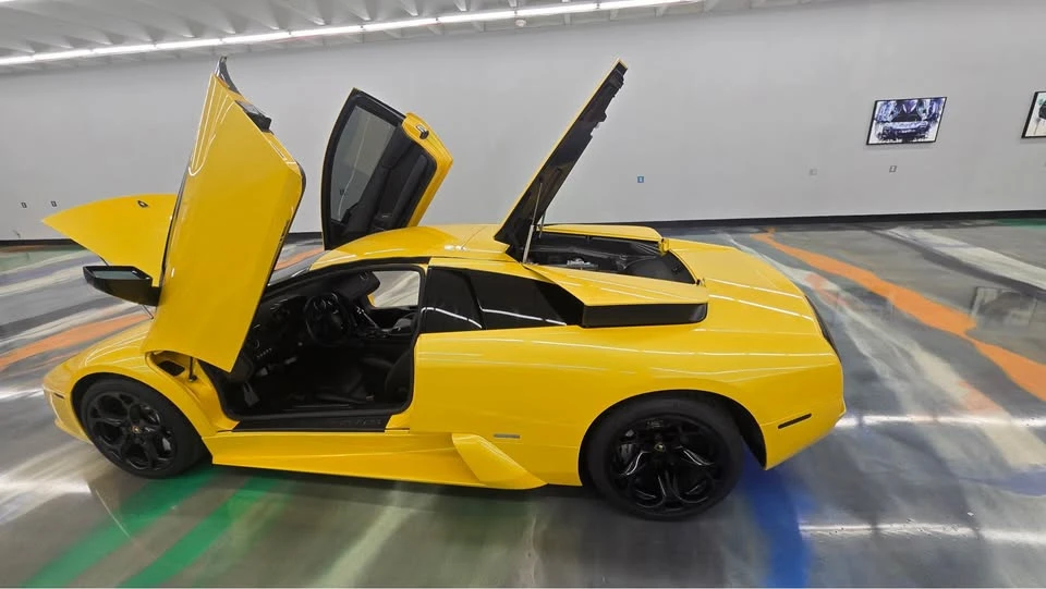 2006 Lamborghini Murcielago - Image 14 of 20