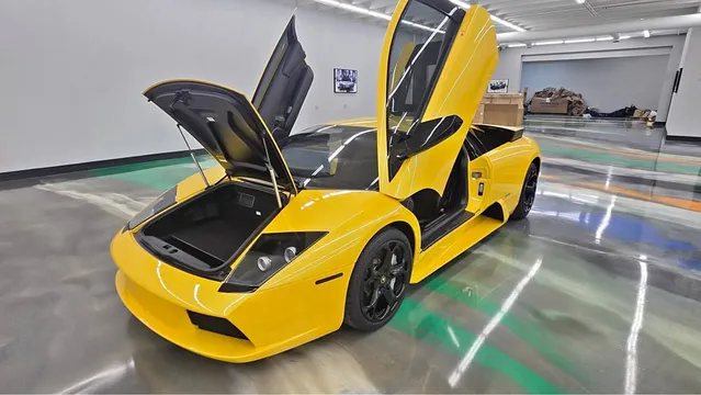 2006 Lamborghini Murcielago Coupe 2D