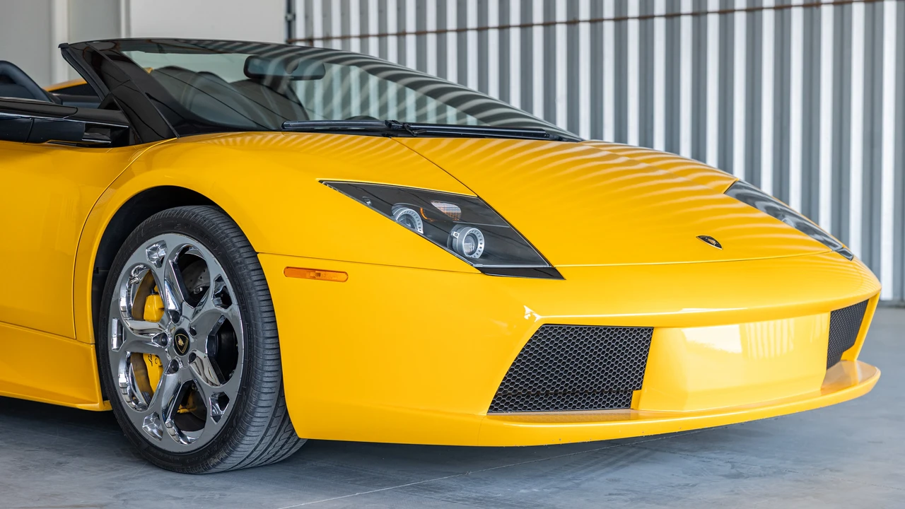 2006 Lamborghini Murcielago - Image 17 of 31