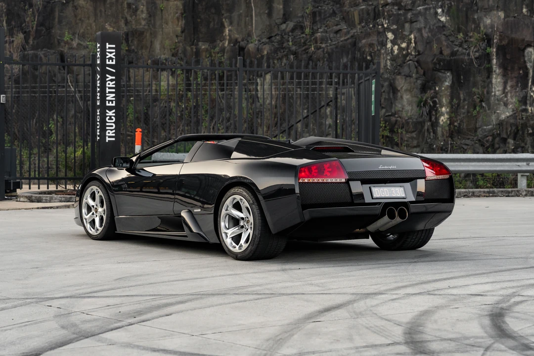 2005 Lamborghini Murcielago - Image 7 of 31