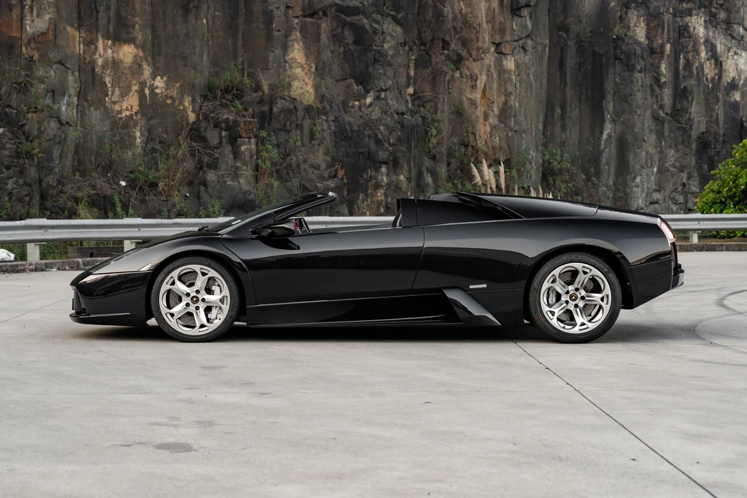 2005 Lamborghini Murcielago - Image 8 of 31