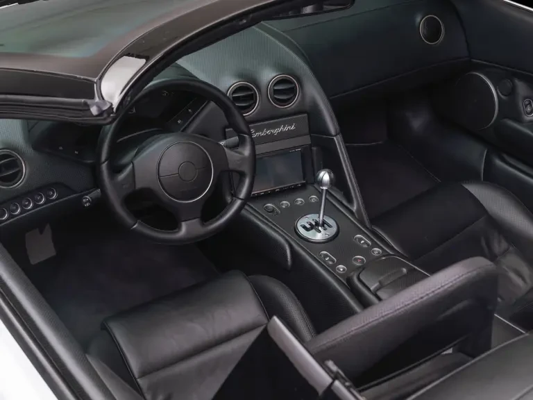 2006 Lamborghini Murcielago - Image 11 of 31