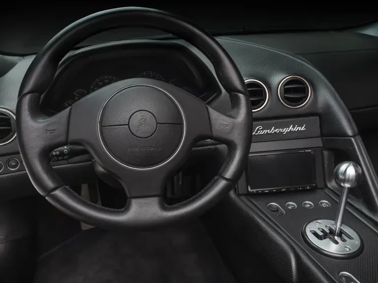 2006 Lamborghini Murcielago - Image 14 of 31