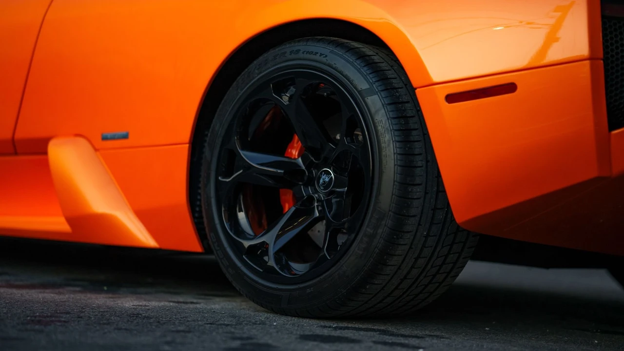 2006 Lamborghini Murcielago - Image 20 of 31