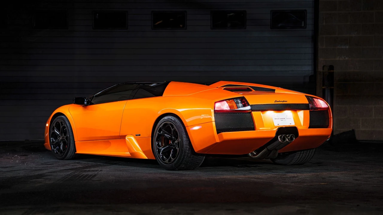 2006 Lamborghini Murcielago - Image 16 of 31