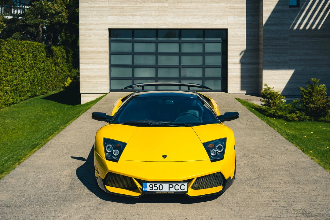 2006 Lamborghini Murcielago - Image 2 of 31