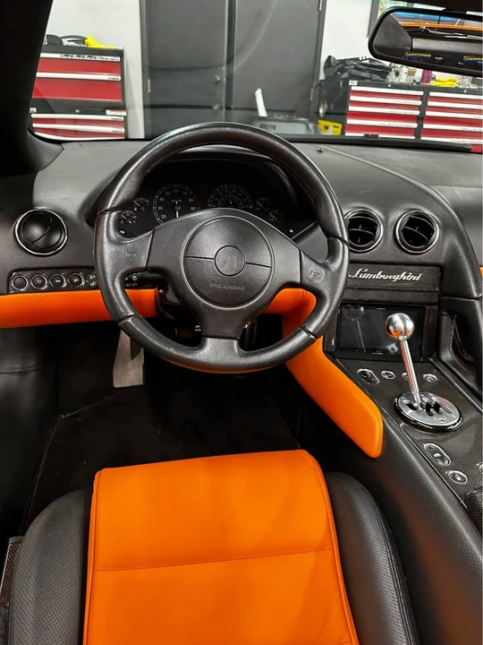 2006 Lamborghini Murcielago - Image 14 of 20