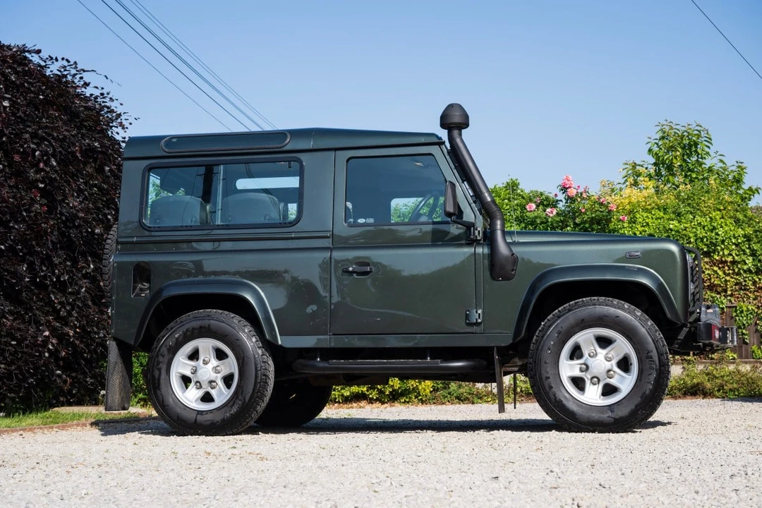 2006 Land Rover Defender - Image 3 of 30