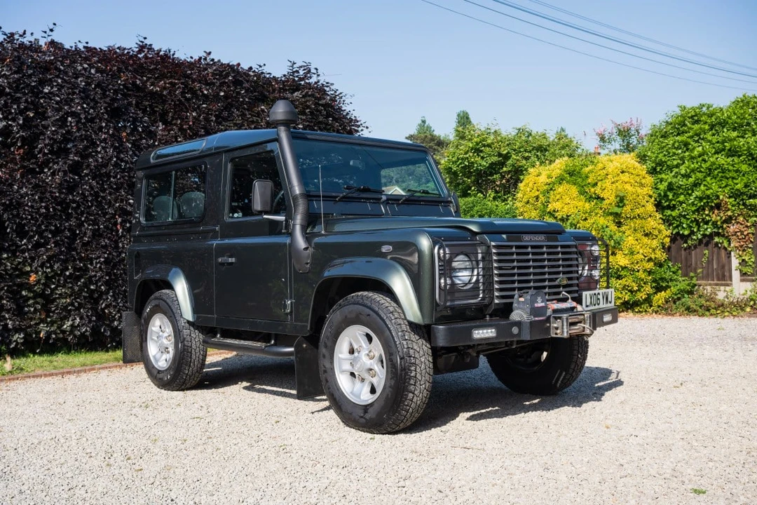 2006 Land Rover Defender - Image 2 of 30