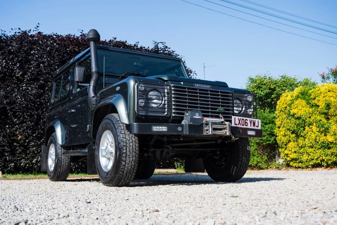 2006 Land Rover Defender - Image 6 of 30