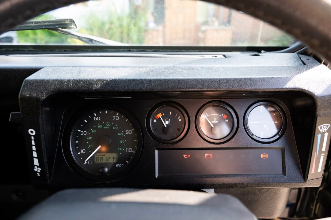 2006 Land Rover Defender - Image 20 of 30