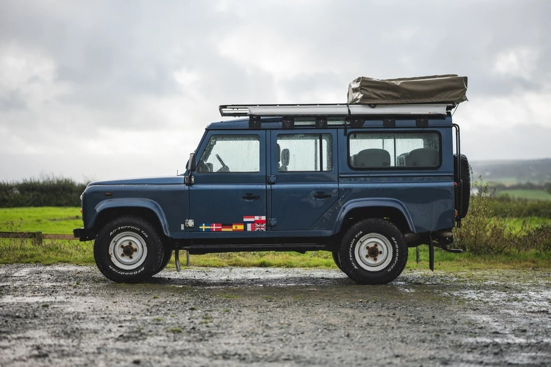 2006 Land Rover Defender 110 - Image 17 of 30