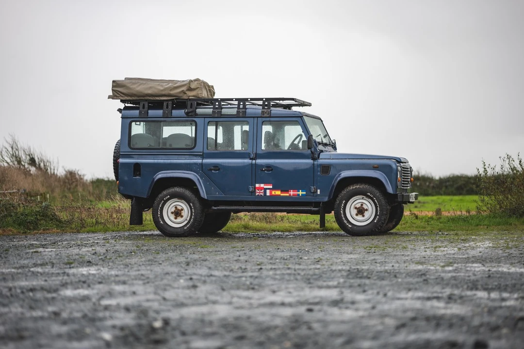 2006 Land Rover Defender 110 - Image 11 of 30
