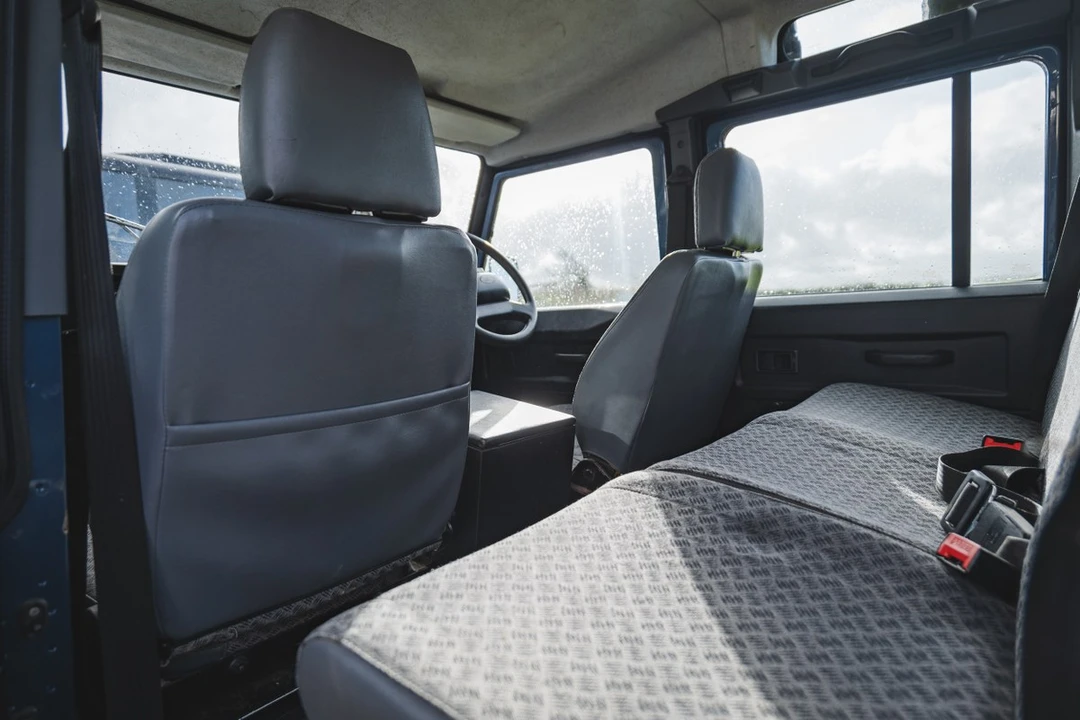 2006 Land Rover Defender 110 - Image 29 of 30