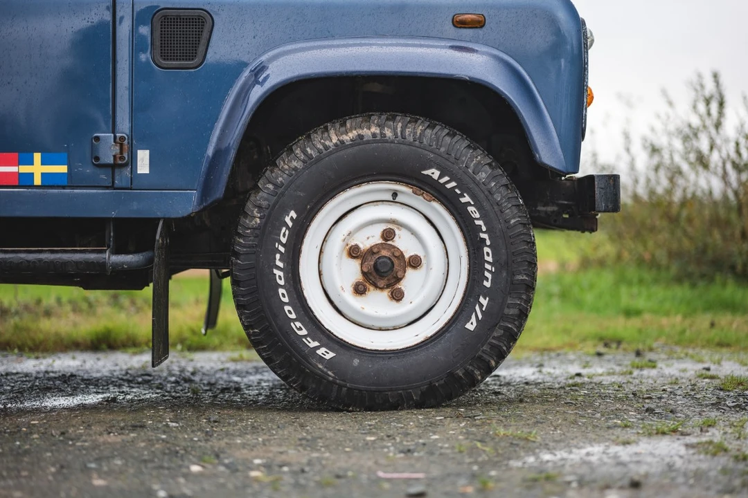2006 Land Rover Defender 110 - Image 21 of 30