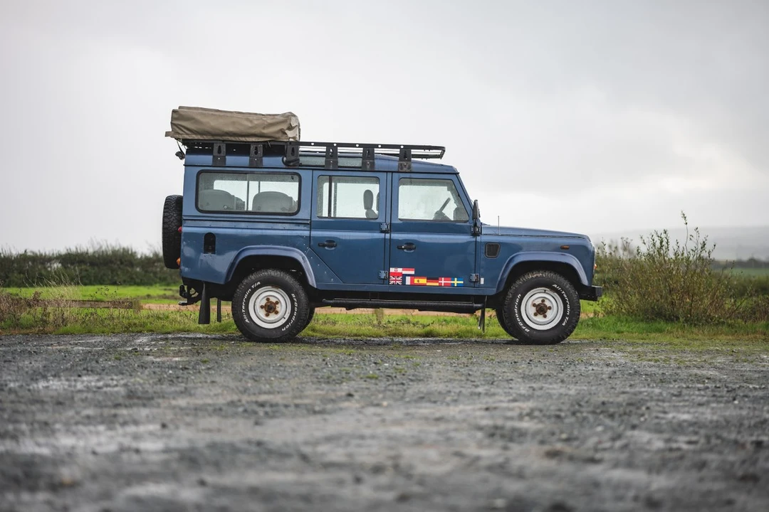 2006 Land Rover Defender 110 - Image 9 of 30