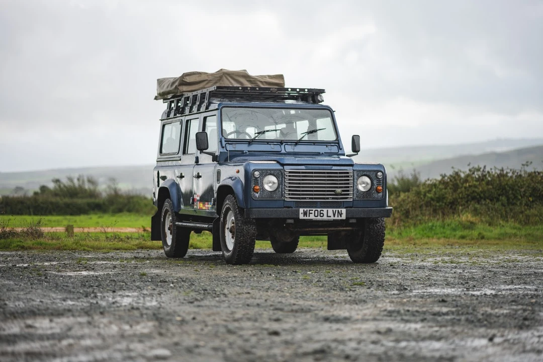 2006 Land Rover Defender 110 - Image 4 of 30