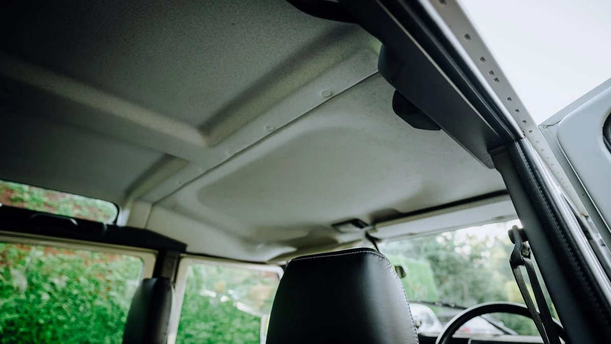 2006 Land Rover Defender 110 - Image 26 of 30