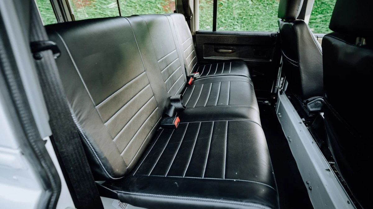 2006 Land Rover Defender 110 - Image 24 of 30