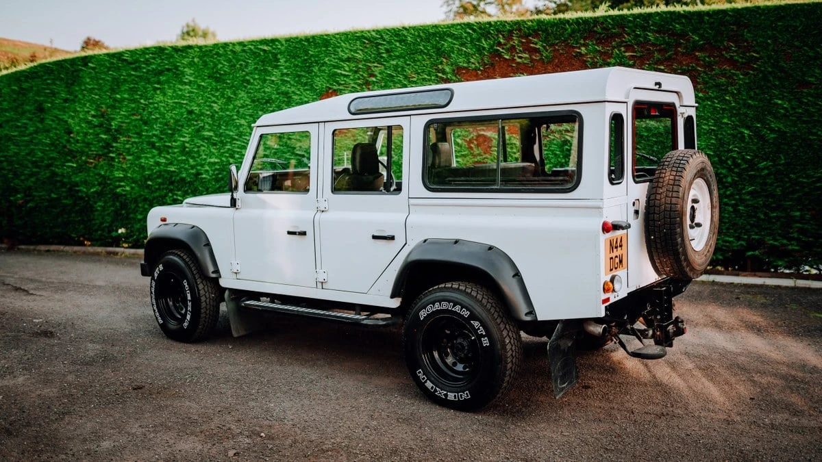 2006 Land Rover Defender 110 - Image 8 of 30