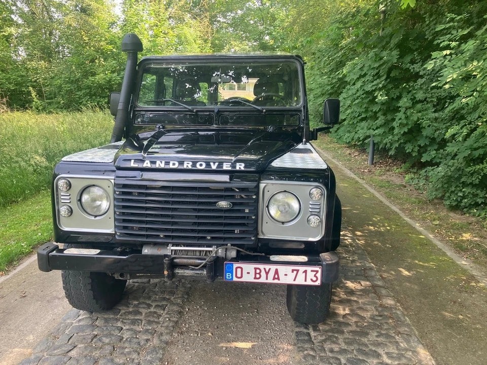 2006 Land Rover Defender 110 - Image 2 of 30