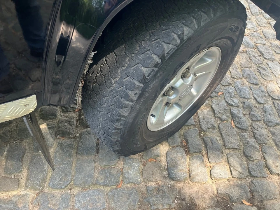 2006 Land Rover Defender 110 - Image 13 of 30