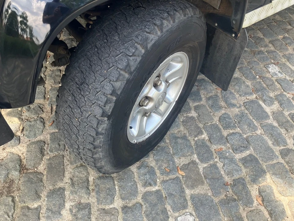 2006 Land Rover Defender 110 - Image 14 of 30