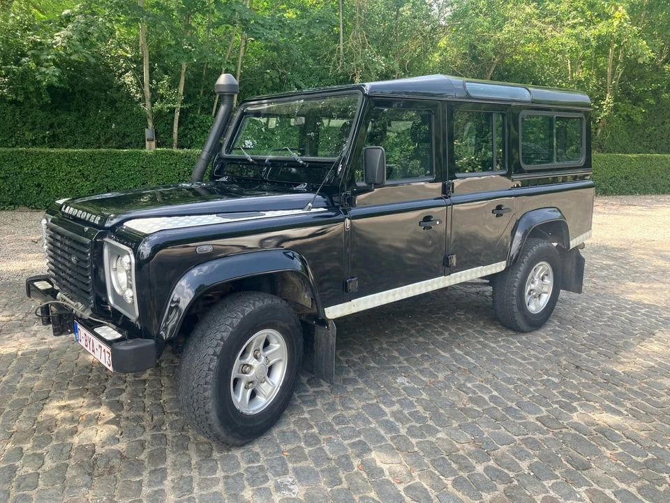 2006 Land Rover Defender 110 - Image 10 of 31