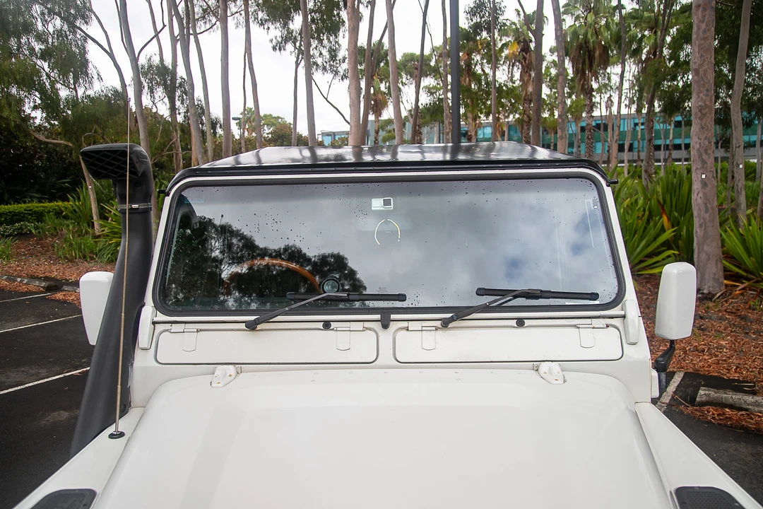 2006 Land Rover Defender 110 - Image 21 of 31