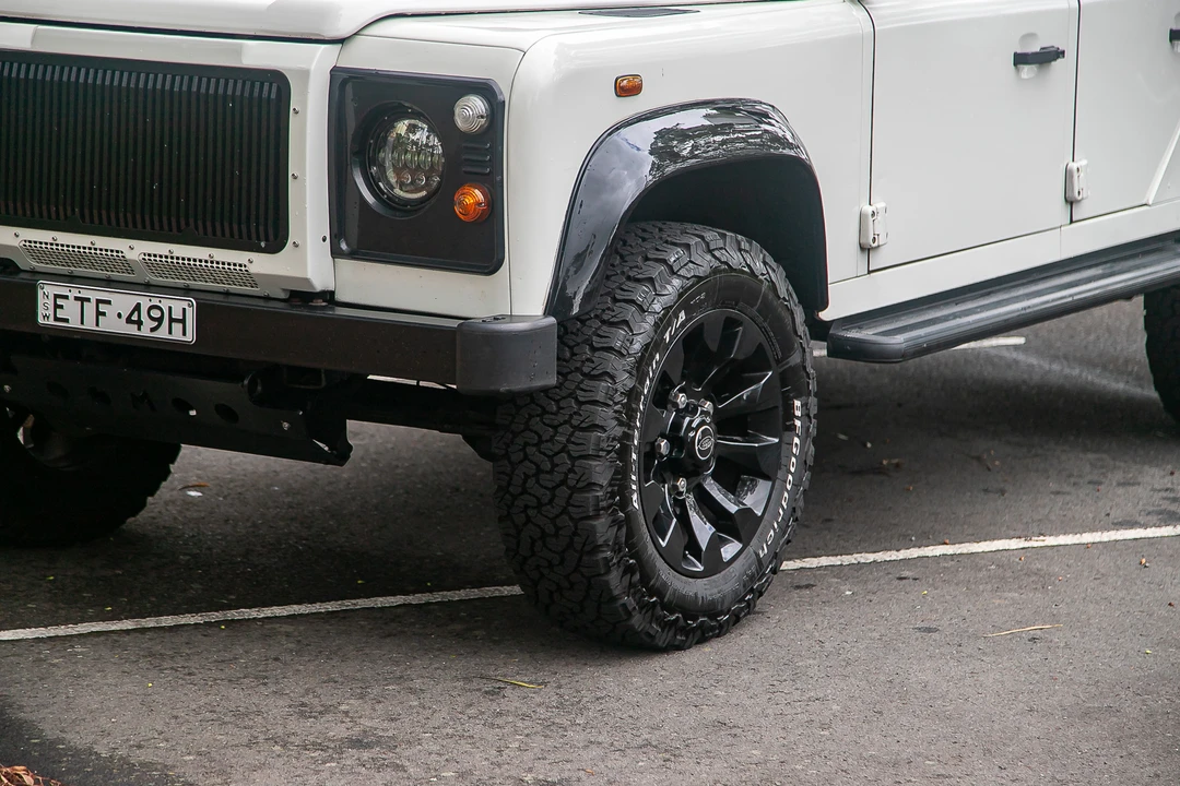 2006 Land Rover Defender 110 - Image 23 of 31