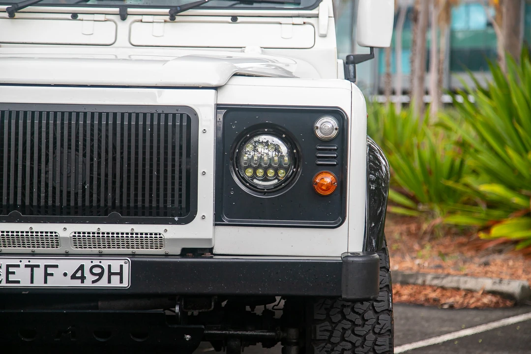 2006 Land Rover Defender 110 - Image 26 of 31