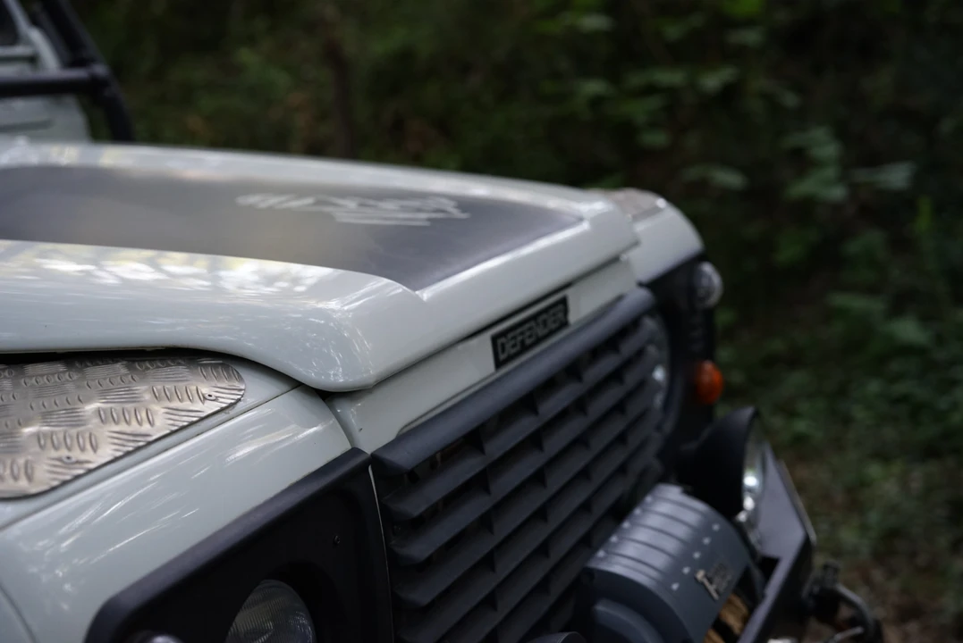 2006 Land Rover Defender 110 - Image 24 of 31
