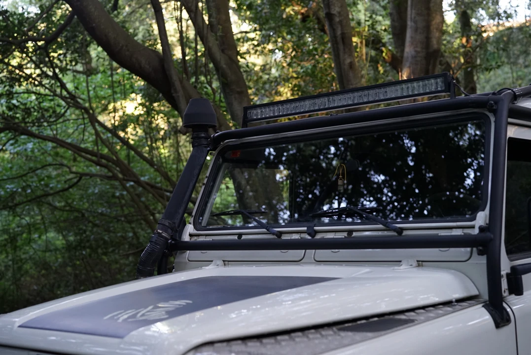 2006 Land Rover Defender 110 - Image 27 of 31