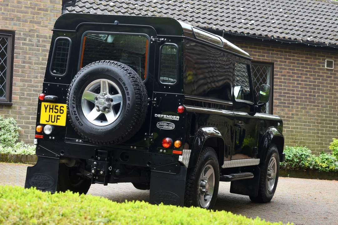 2006 Land Rover Defender 90 - Image 18 of 30