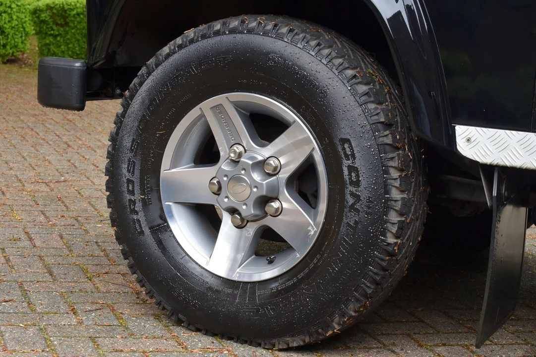 2006 Land Rover Defender 90 - Image 23 of 30