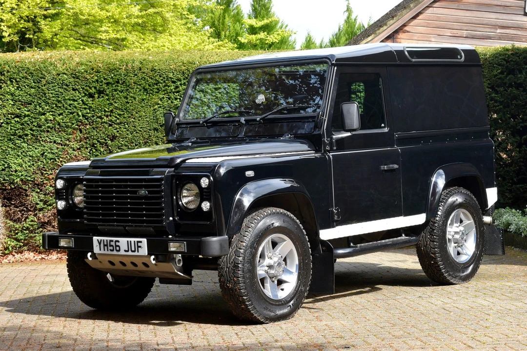 2006 Land Rover Defender 90 - Image 12 of 30