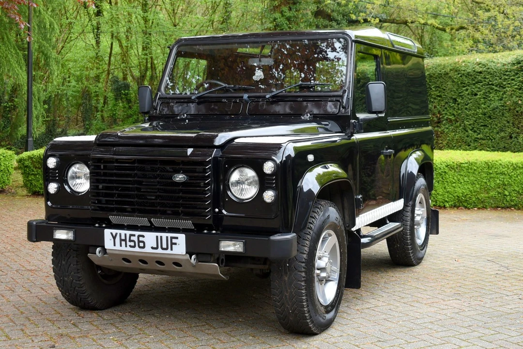 2006 Land Rover Defender 90 - Image 13 of 30