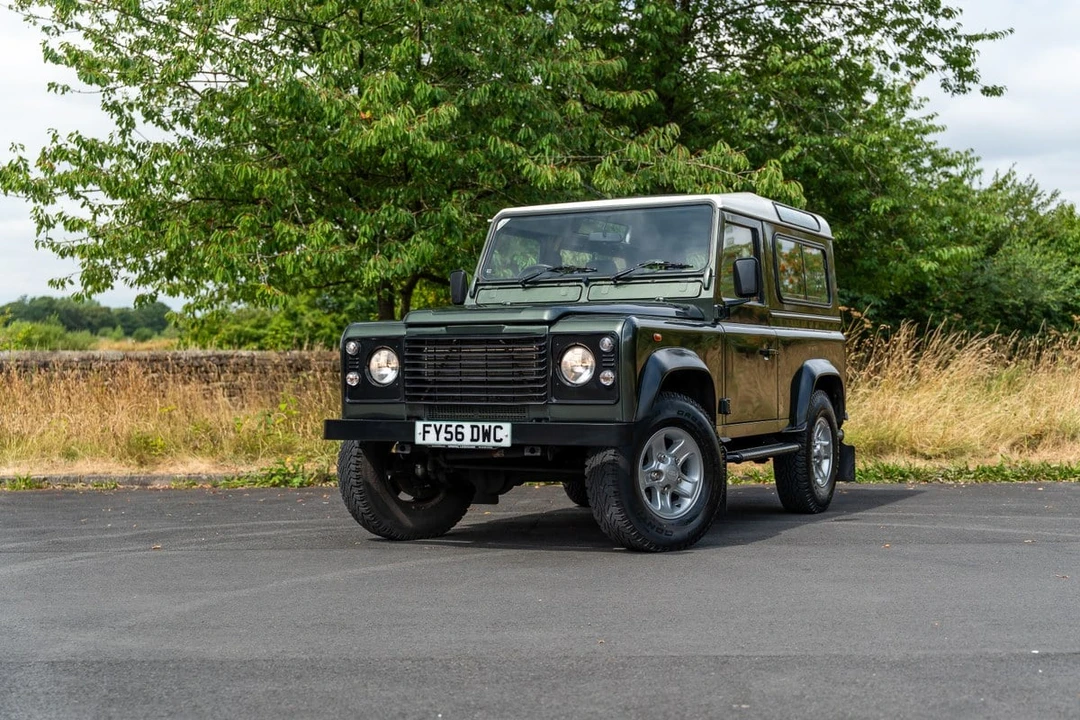 2006 Land Rover Defender 90 - Image 5 of 30
