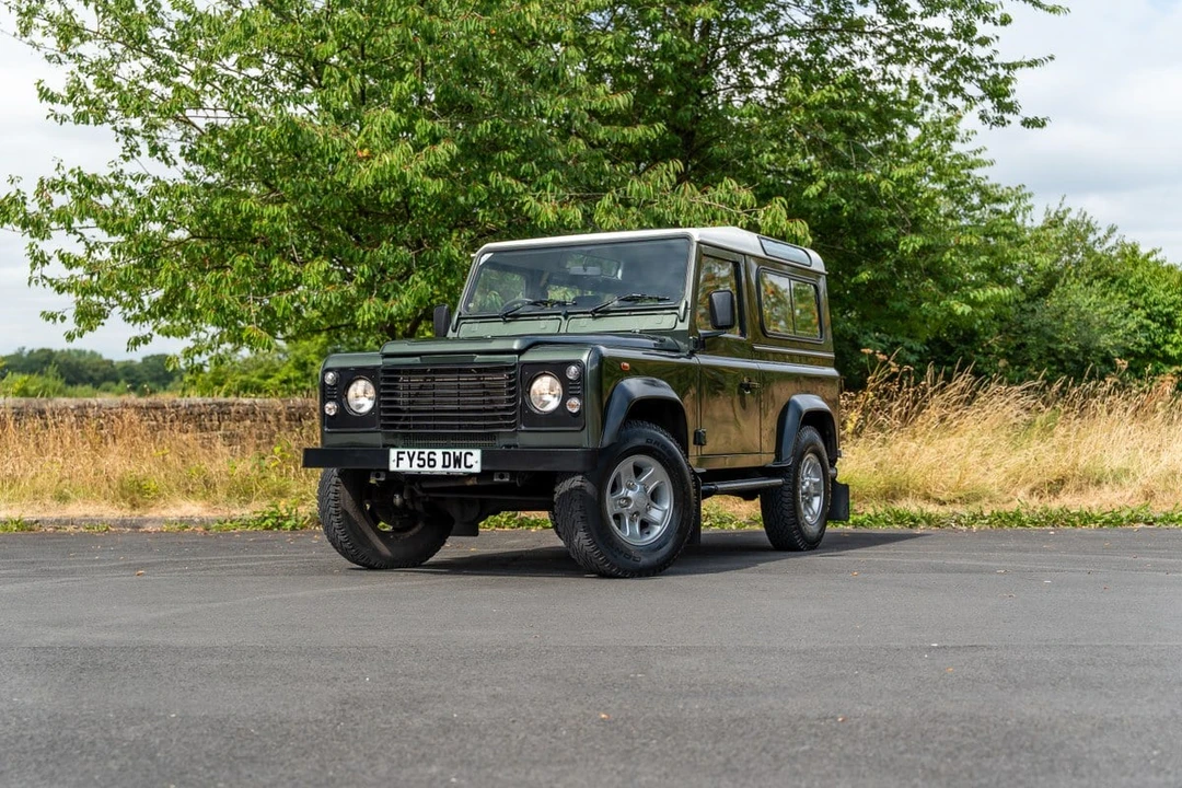 2006 Land Rover Defender 90 - Image 6 of 30