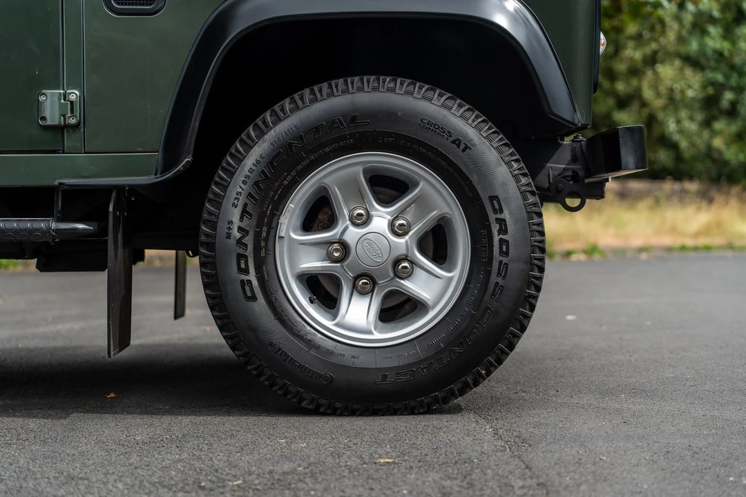 2006 Land Rover Defender 90 - Image 16 of 30
