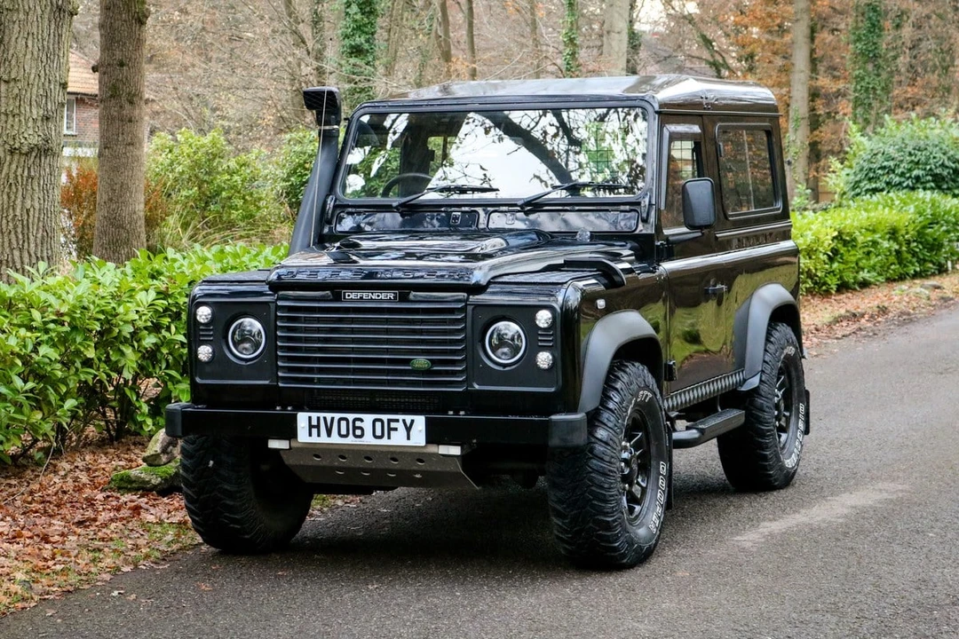 2006 Land Rover Defender 90 - Image 10 of 30