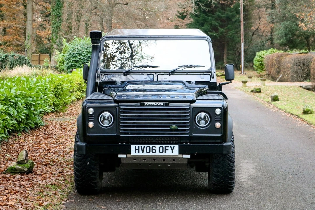 2006 Land Rover Defender 90 - Image 9 of 30