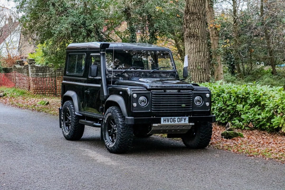 2006 Land Rover Defender 90 - Image 2 of 30