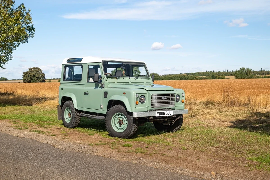 2006 Land Rover Defender 90 - Image 25 of 30