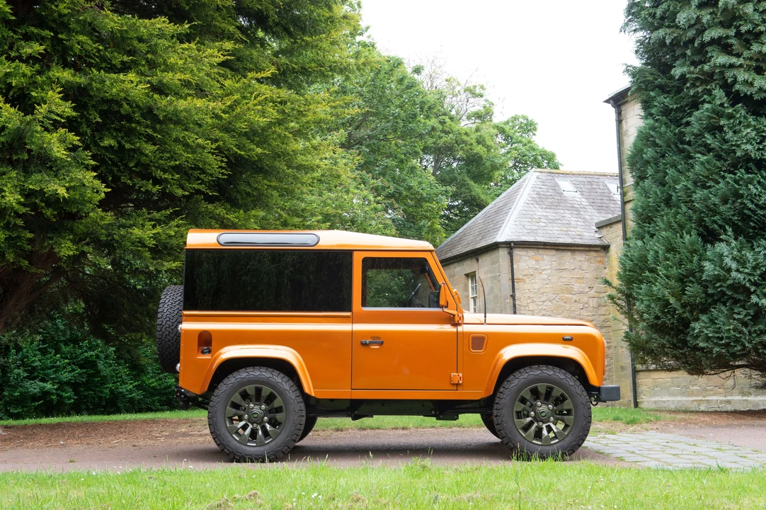 2006 Land Rover Defender 90 - Image 23 of 31