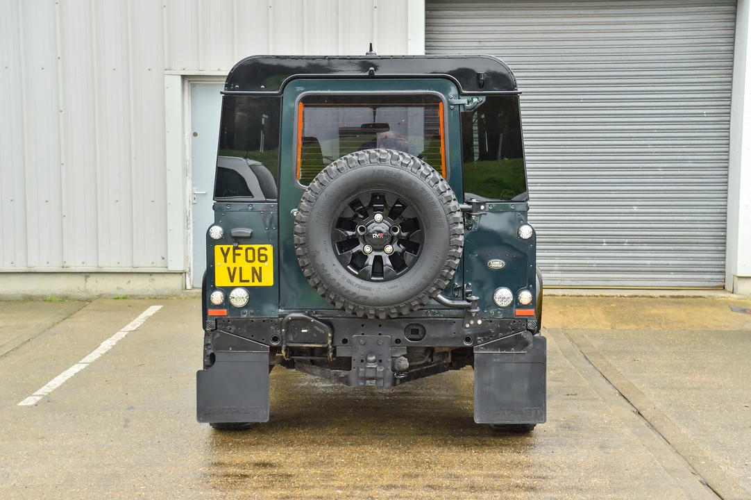 2006 Land Rover Defender 90 - Image 22 of 31